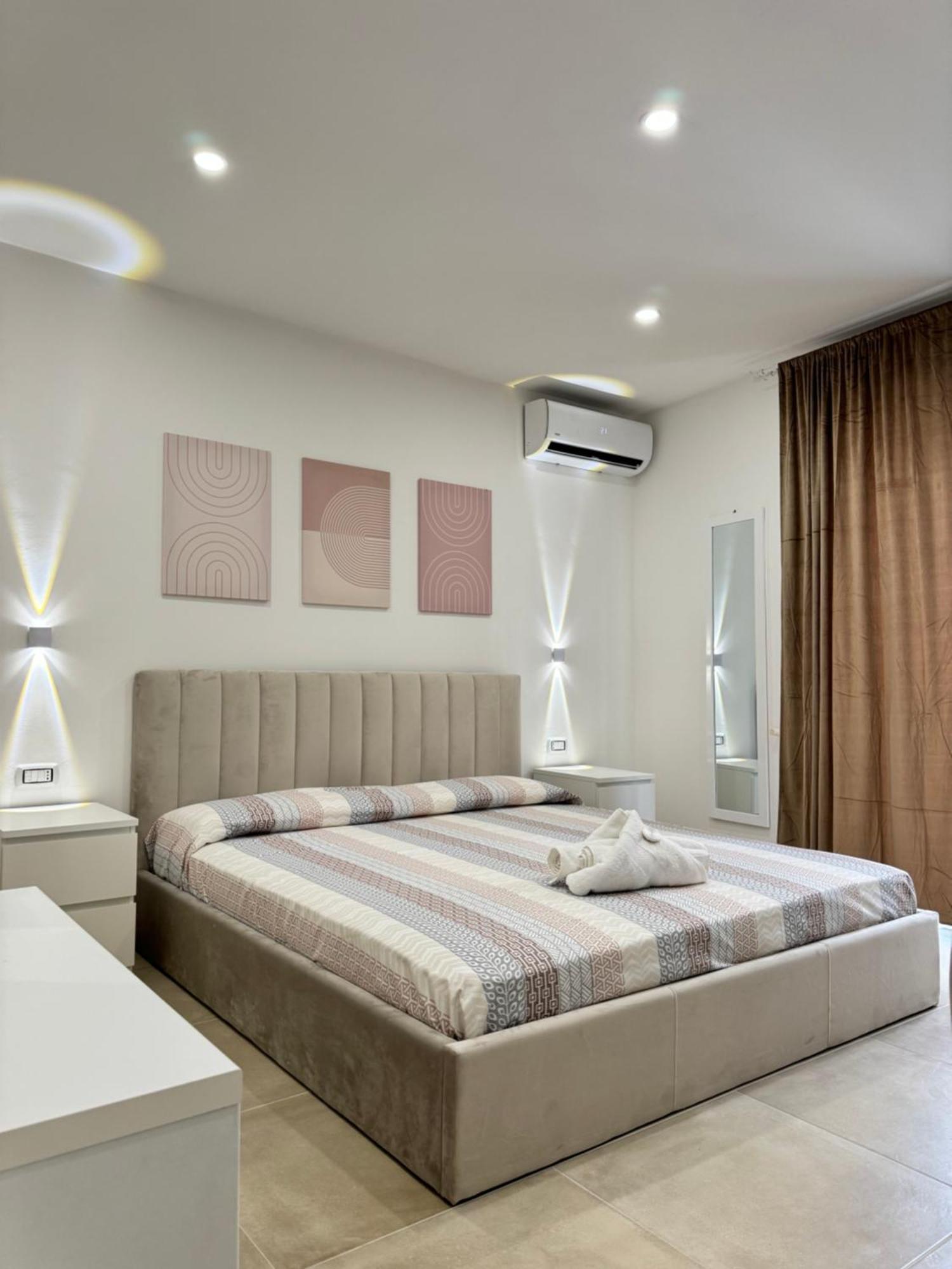 La Maison Guest House Reggio di Calabria Bagian luar foto